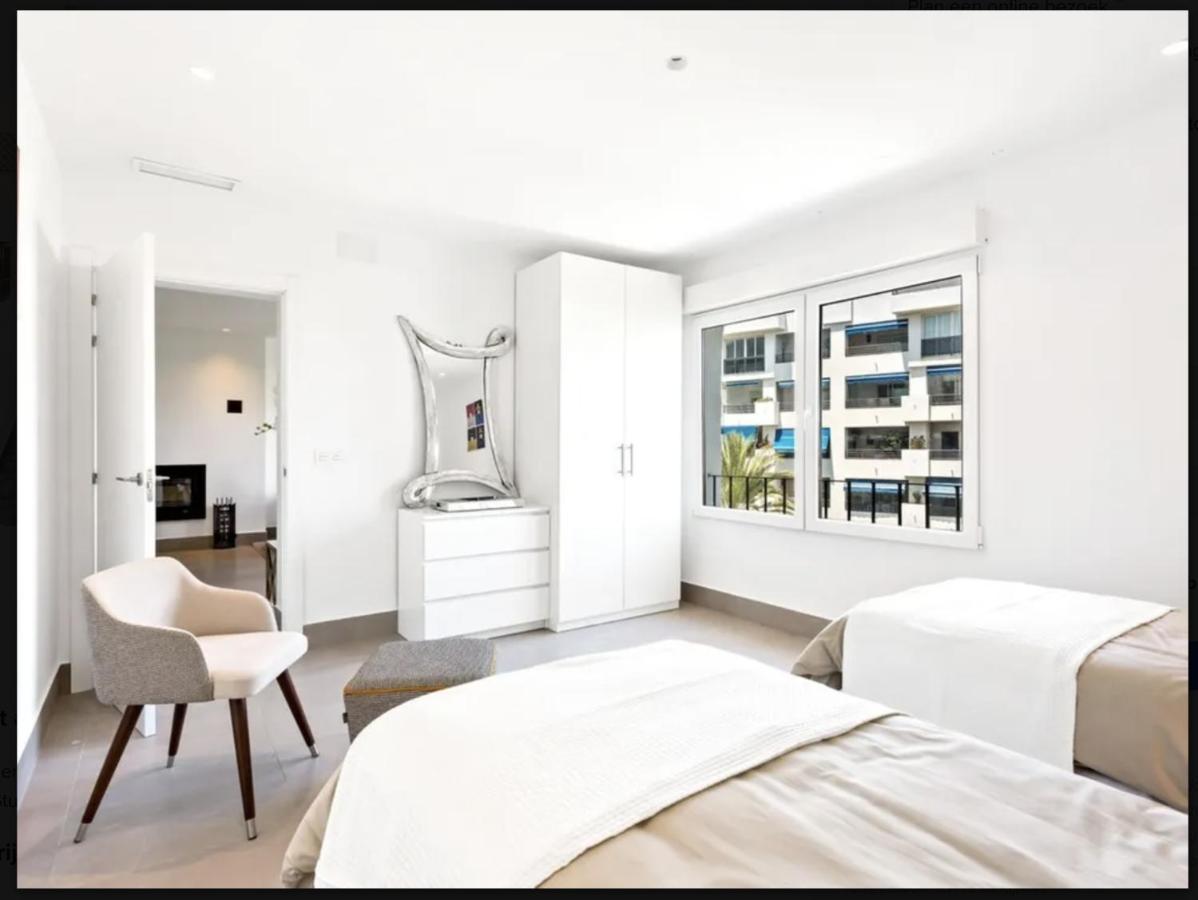 Puerto Banus Luxury Apartment Located In Harbor Marbella Bagian luar foto